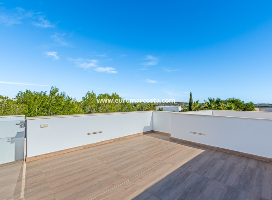 Sale - Villa - Las Colinas Golf Resort - Orihuela Costa