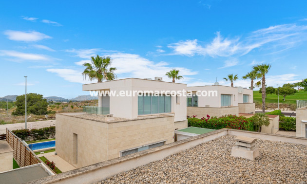 Sale - Villa - Orihuela Costa - Vistabella Golf
