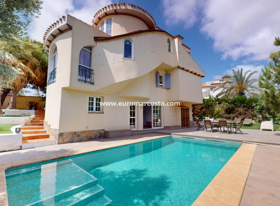Sale - Villa - Orihuela Costa