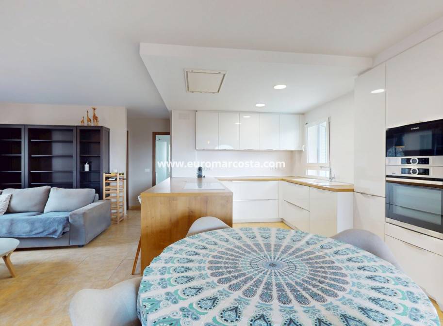 Sale - Villa - Orihuela Costa