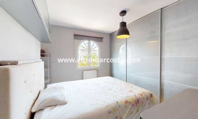 Sale - Villa - Orihuela Costa