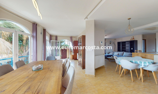 Sale - Villa - Orihuela Costa