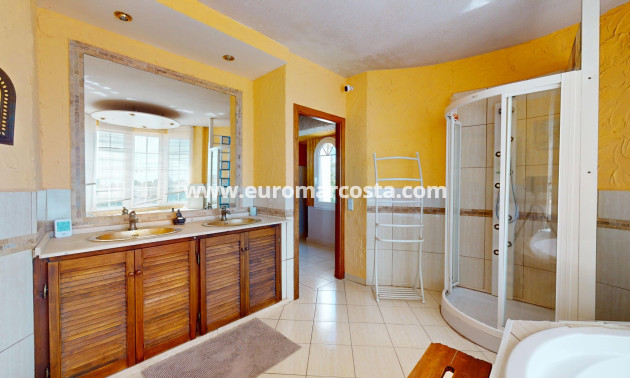 Sale - Villa - Orihuela Costa