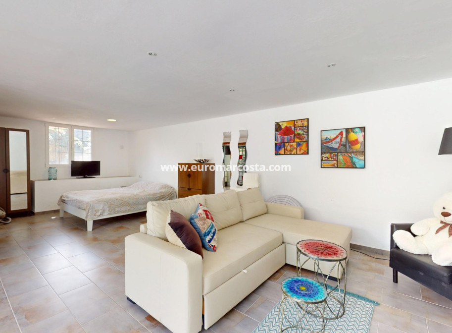 Sale - Villa - Orihuela Costa