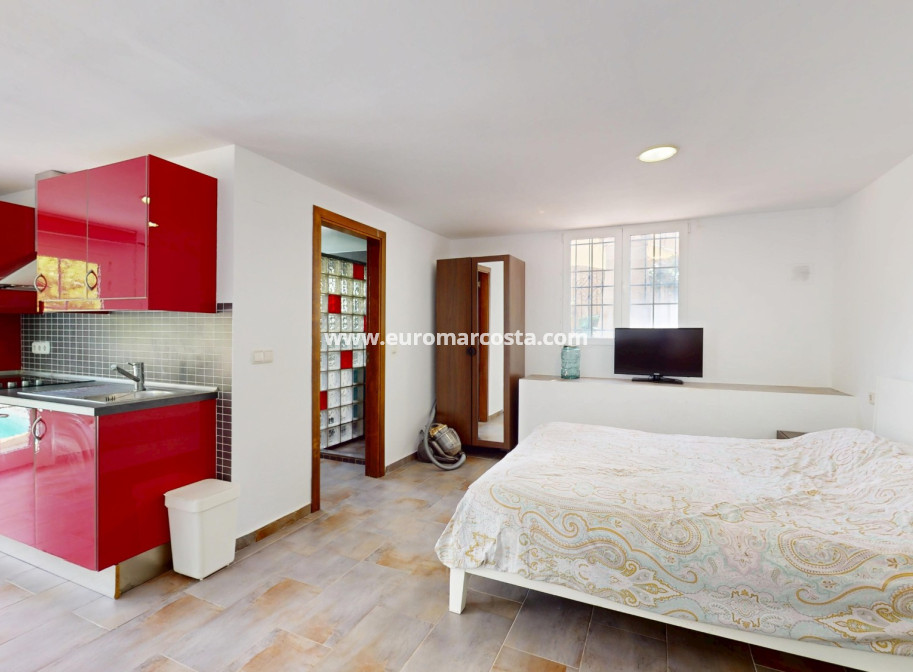 Sale - Villa - Orihuela Costa