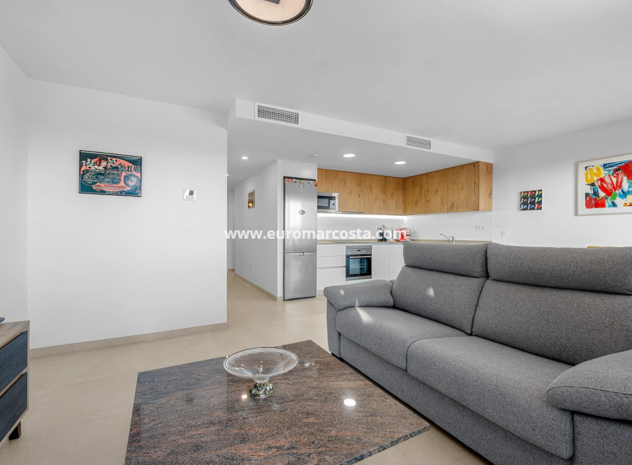 Sale - Apartments - Orihuela Costa