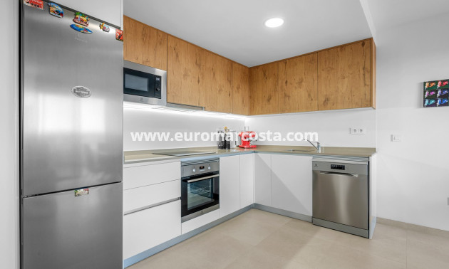 Sale - Apartments - Orihuela Costa