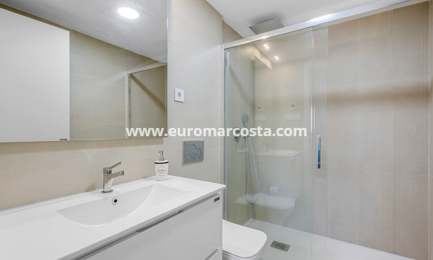 Sale - Apartments - Orihuela Costa