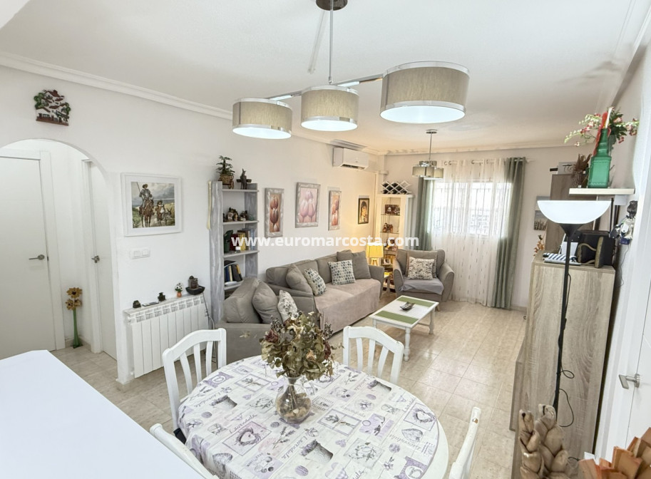 Sale - Apartments - Orihuela Costa