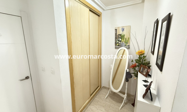 Sale - Apartments - Orihuela Costa