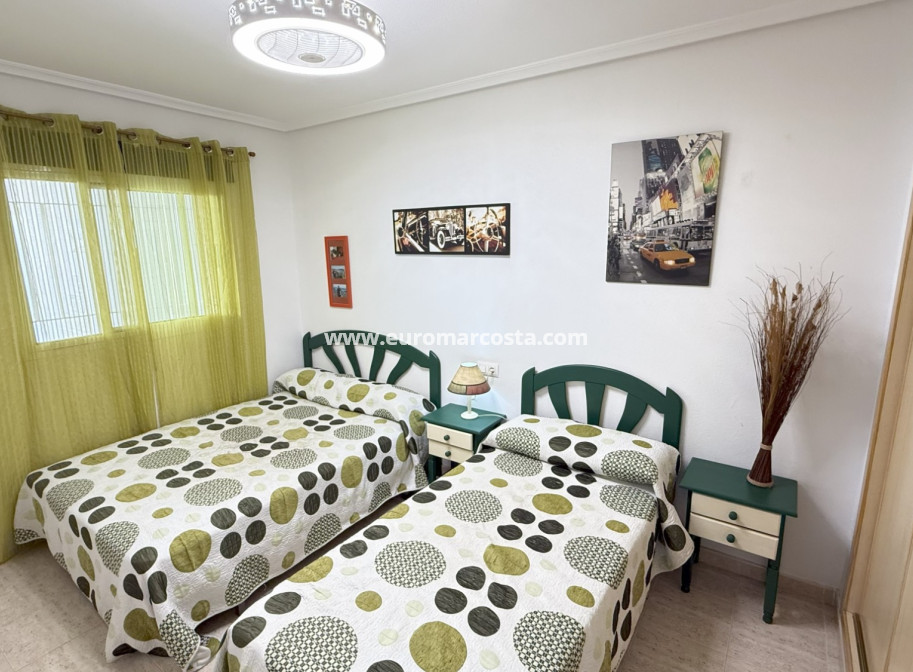 Sale - Apartments - Orihuela Costa