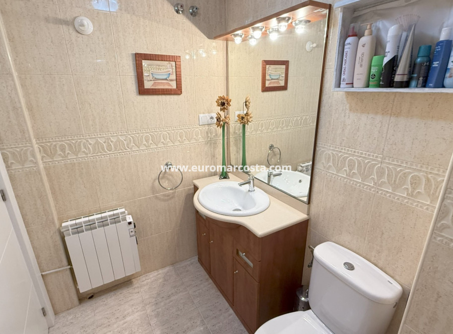 Sale - Apartments - Orihuela Costa