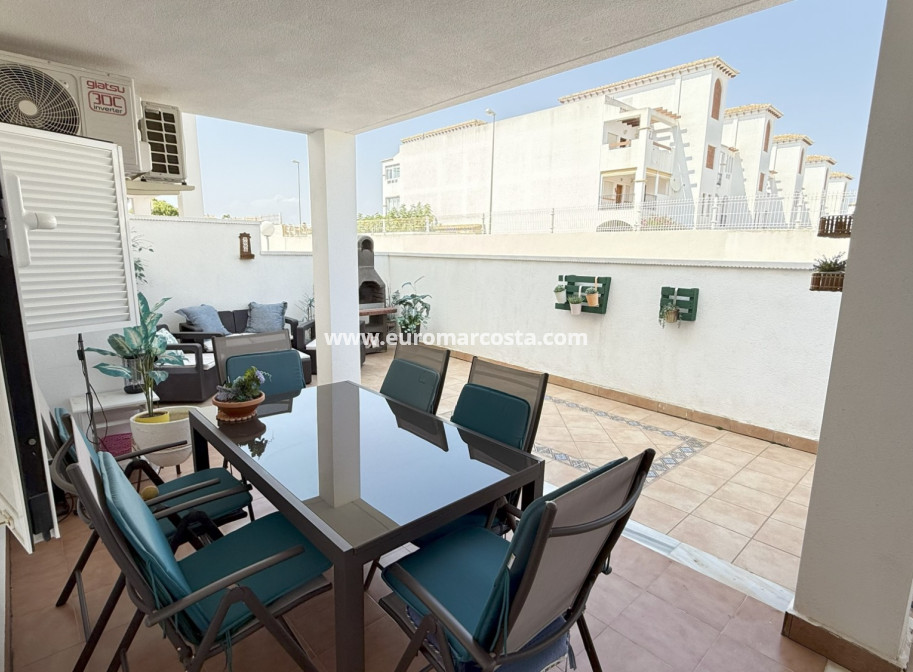 Sale - Apartments - Orihuela Costa