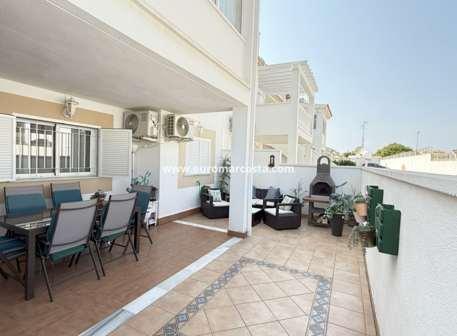 Sale - Apartments - Orihuela Costa