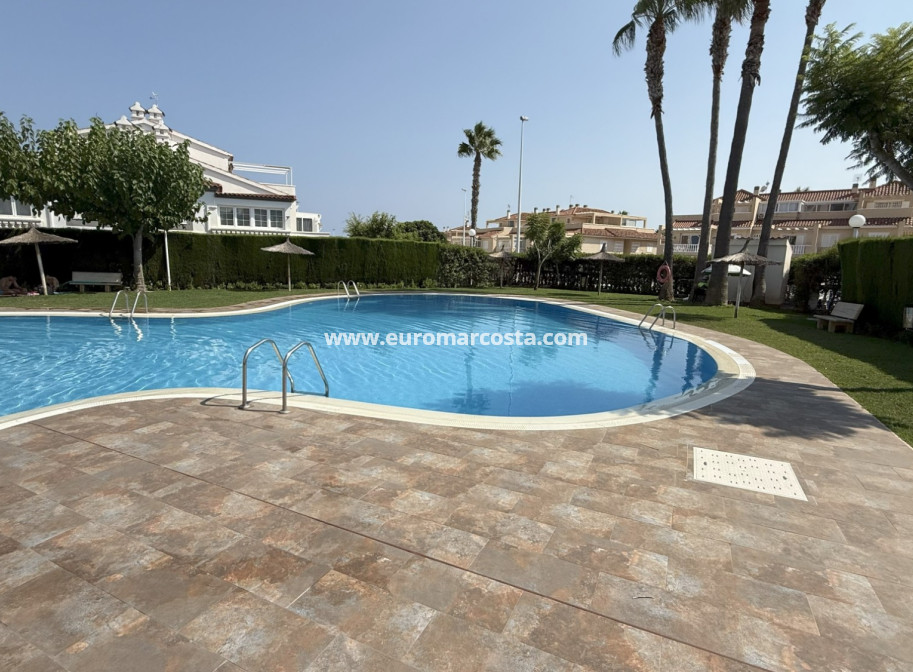 Sale - Apartments - Orihuela Costa