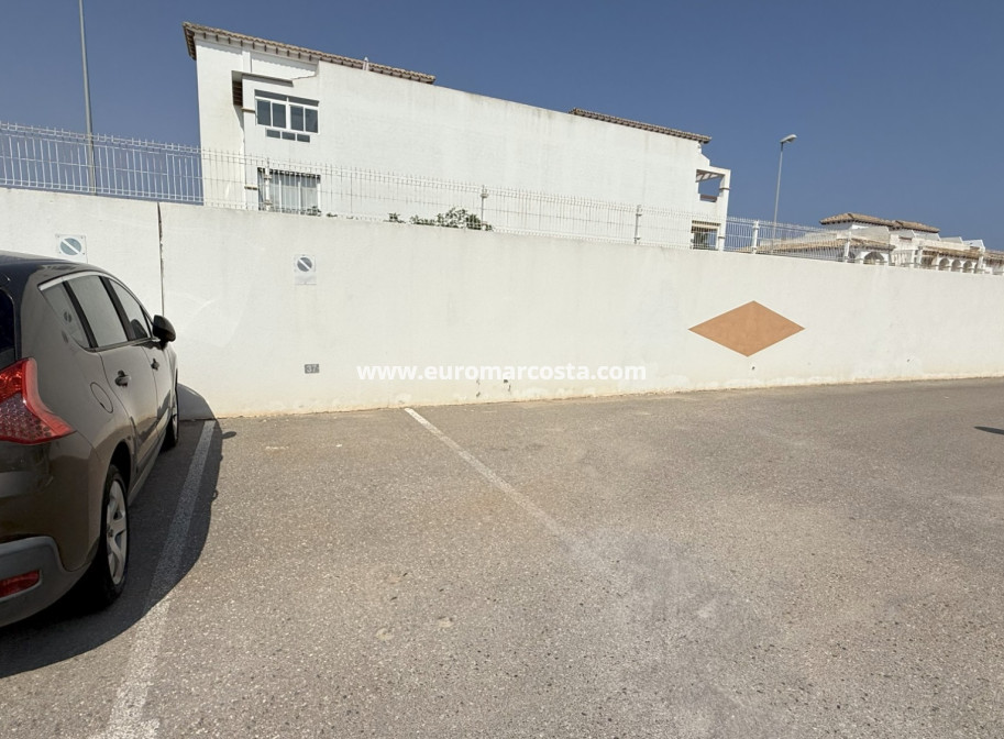 Sale - Apartments - Orihuela Costa