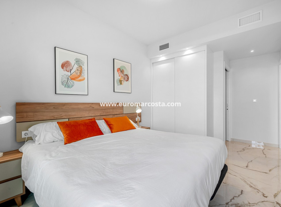 Sale - Apartments - Orihuela Costa - Los Altos