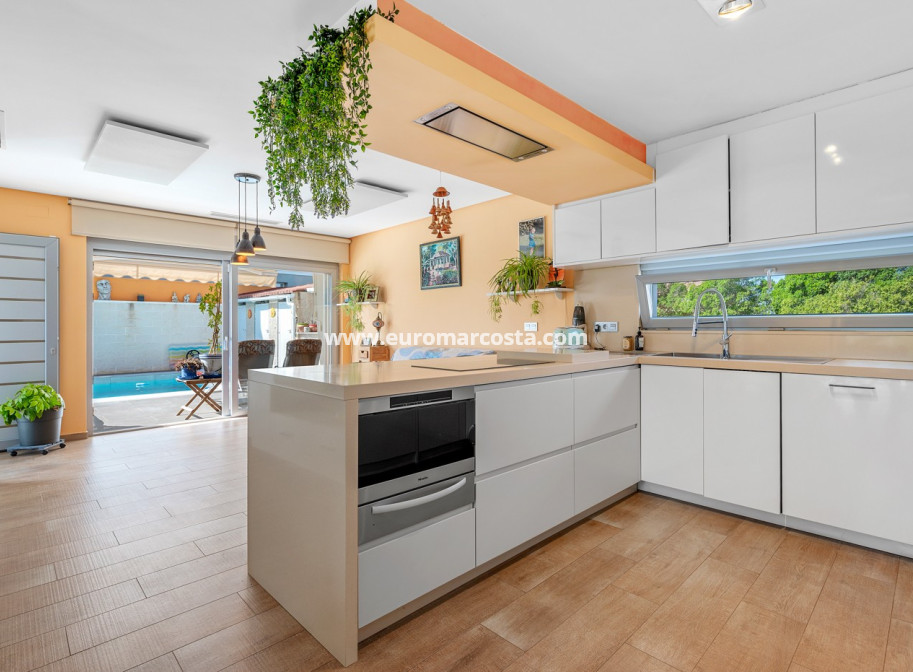 Objekte zum Wiederverkauf - Villa freitstehend - Benijofar