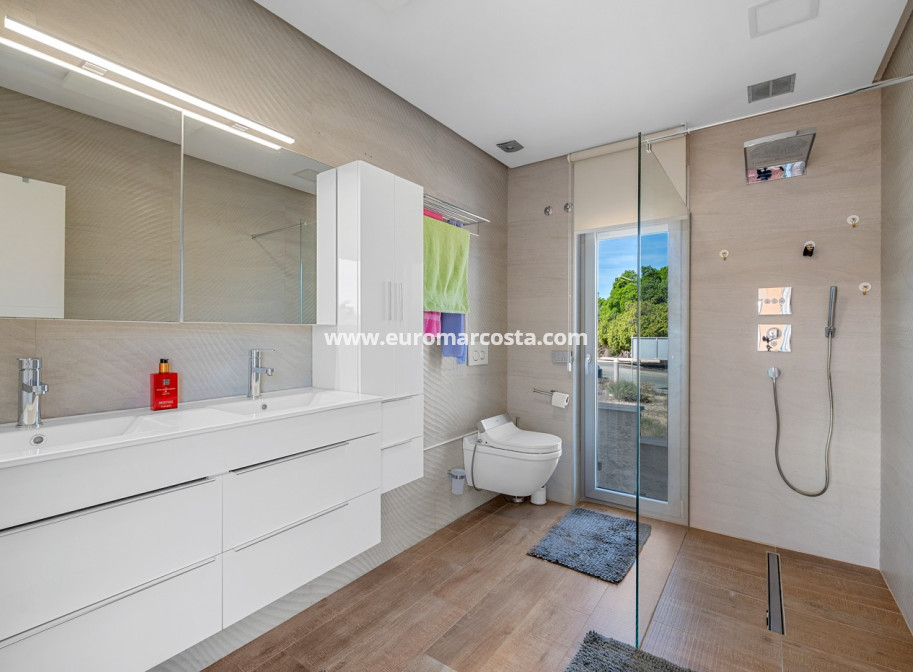 Objekte zum Wiederverkauf - Villa freitstehend - Benijofar