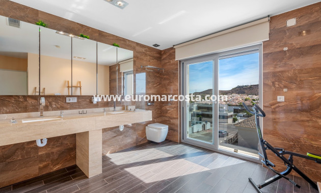 Objekte zum Wiederverkauf - Villa freitstehend - Benijofar