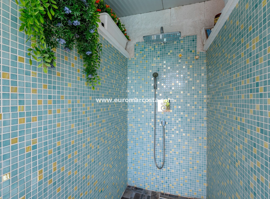 Objekte zum Wiederverkauf - Villa freitstehend - Benijofar