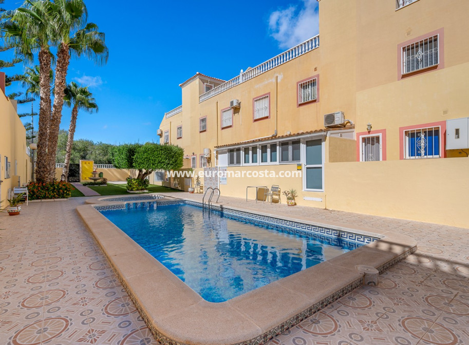 Objekte zum Wiederverkauf - Apartments - San Miguel de Salinas - Orihuela Costa