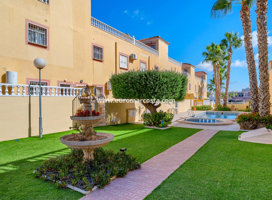 Objekte zum Wiederverkauf - Apartments - San Miguel de Salinas - Orihuela Costa
