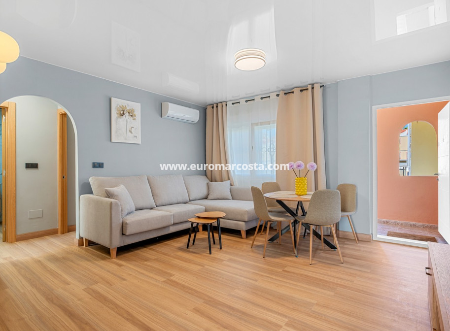 Objekte zum Wiederverkauf - Apartments - San Miguel de Salinas - Orihuela Costa