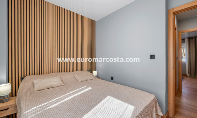 Objekte zum Wiederverkauf - Apartments - San Miguel de Salinas - Orihuela Costa