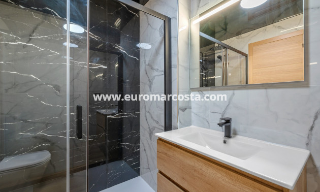 Objekte zum Wiederverkauf - Apartments - San Miguel de Salinas - Orihuela Costa