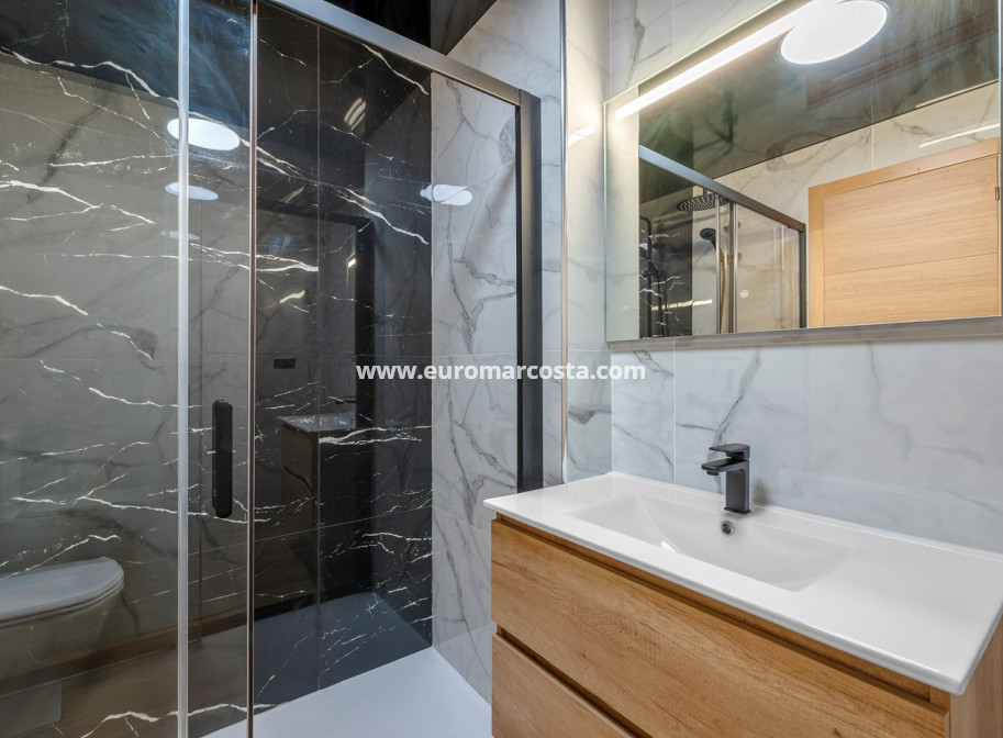 Objekte zum Wiederverkauf - Apartments - San Miguel de Salinas - Orihuela Costa