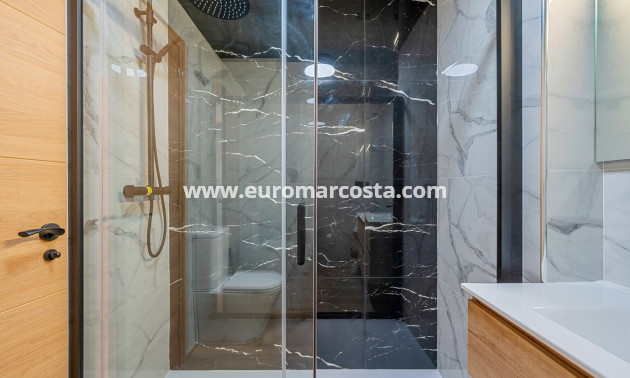 Objekte zum Wiederverkauf - Apartments - San Miguel de Salinas - Orihuela Costa