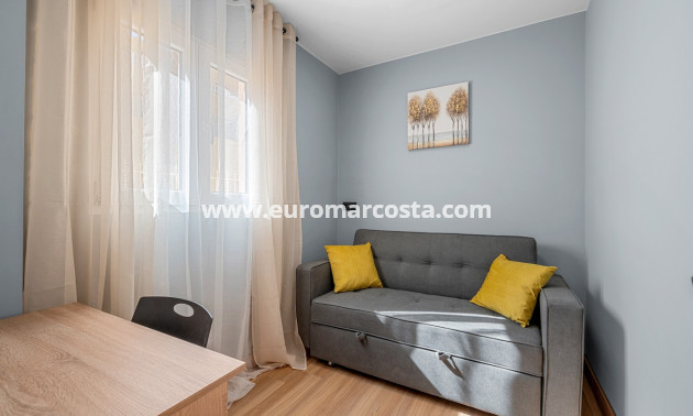 Objekte zum Wiederverkauf - Apartments - San Miguel de Salinas - Orihuela Costa