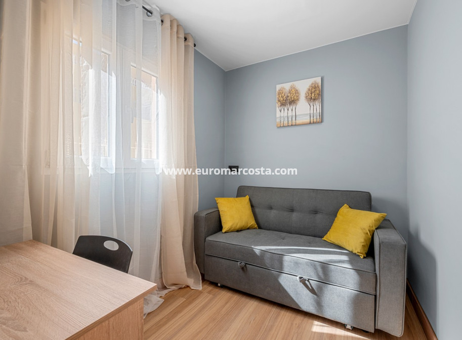 Objekte zum Wiederverkauf - Apartments - San Miguel de Salinas - Orihuela Costa