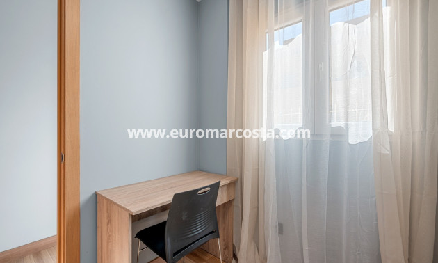 Objekte zum Wiederverkauf - Apartments - San Miguel de Salinas - Orihuela Costa