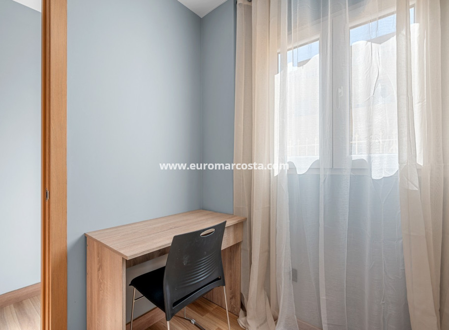 Objekte zum Wiederverkauf - Apartments - San Miguel de Salinas - Orihuela Costa