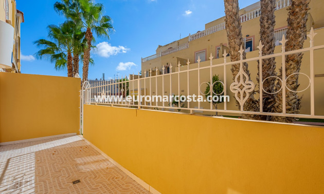 Objekte zum Wiederverkauf - Apartments - San Miguel de Salinas - Orihuela Costa