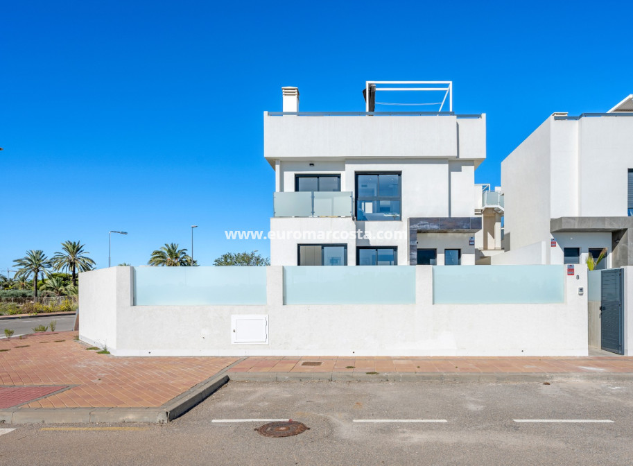 Sale - Villa - Los Alcazares - La Manga del Mar Menor