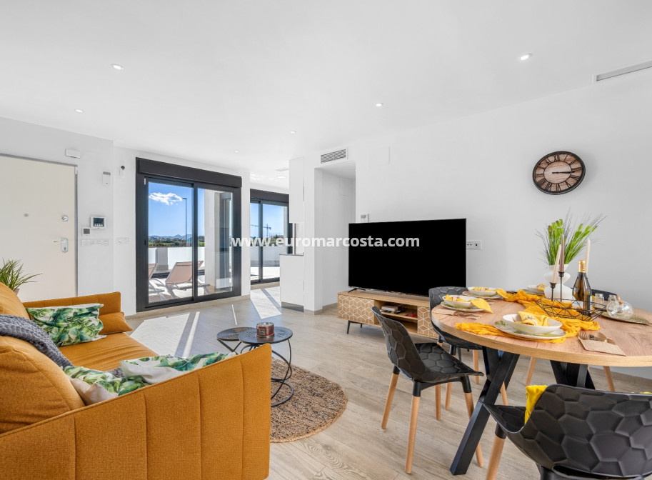 Sale - Villa - Los Alcazares - La Manga del Mar Menor