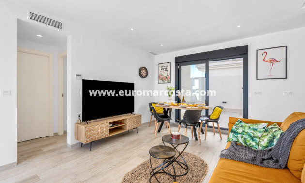 Sale - Villa - Los Alcazares - La Manga del Mar Menor