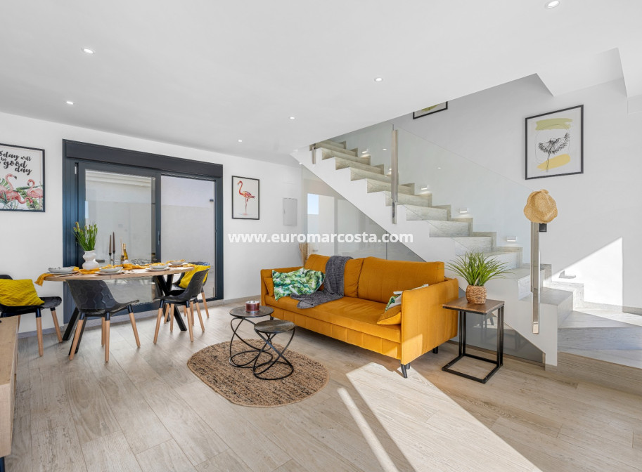 Sale - Villa - Los Alcazares - La Manga del Mar Menor