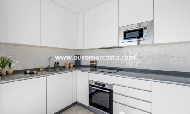 Sale - Villa - Los Alcazares - La Manga del Mar Menor