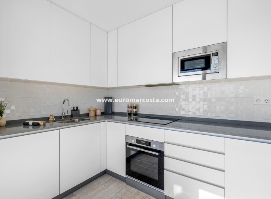 Sale - Villa - Los Alcazares - La Manga del Mar Menor