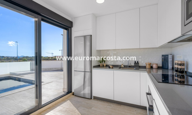 Sale - Villa - Los Alcazares - La Manga del Mar Menor