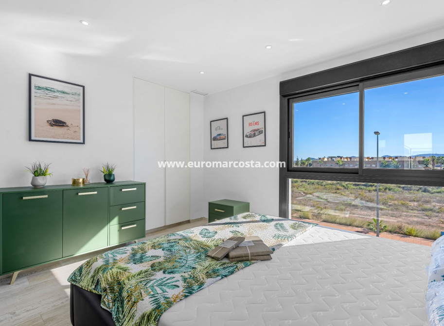 Sale - Villa - Los Alcazares - La Manga del Mar Menor