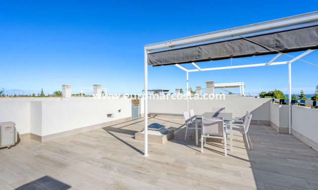 Sale - Villa - Los Alcazares - La Manga del Mar Menor