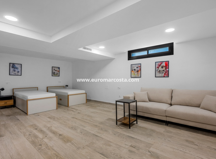 Sale - Villa - Los Alcazares - La Manga del Mar Menor