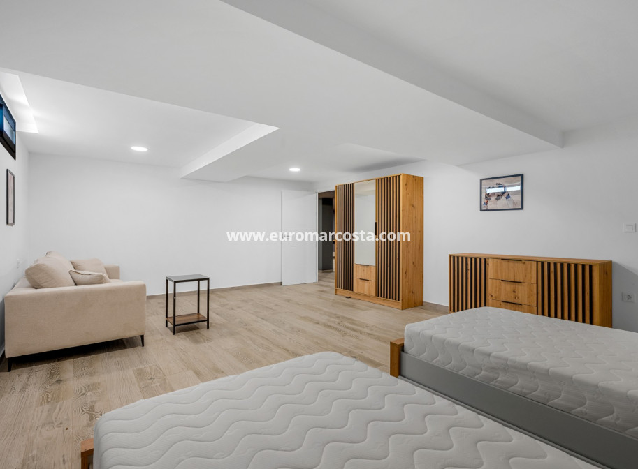 Sale - Villa - Los Alcazares - La Manga del Mar Menor