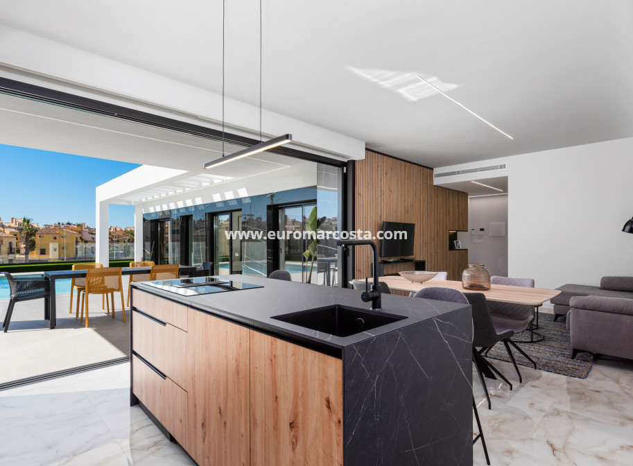 New Build - detached - Algorfa