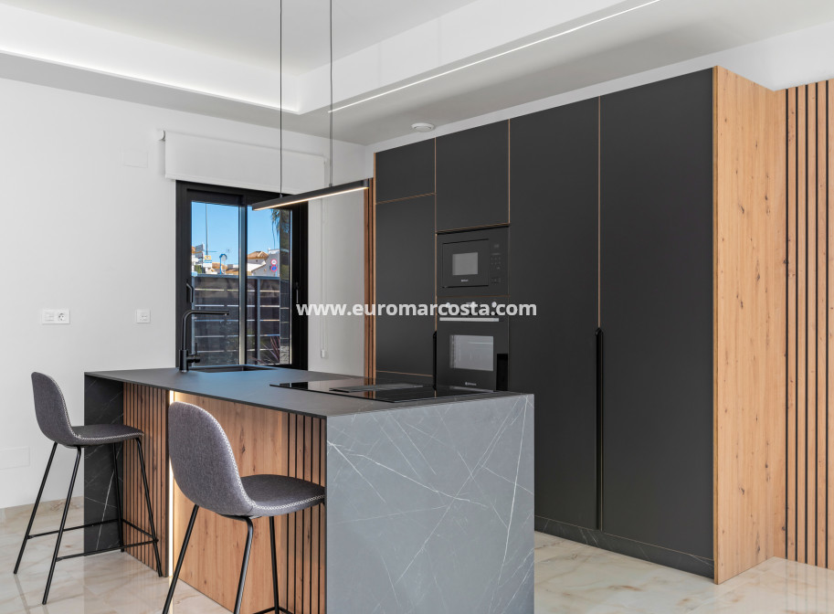 New Build - detached - Algorfa